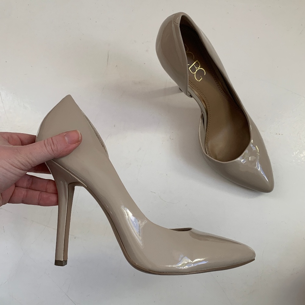 BCBG Paris Nude Patent Leather Pumps Heels 10
